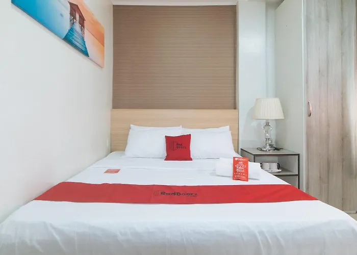 호텔 Reddoorz @ St. Paul Village Lapulapu 막탄