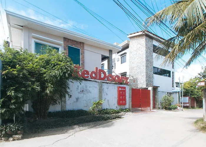 Reddoorz @ St. Paul Village Lapulapu 호텔 막탄